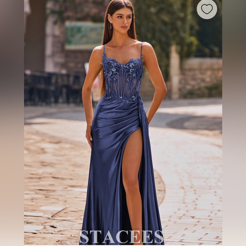 NWT - Stacees Fitted Appliqué V Neck Silk Like Satin Corset Slit Prom Dress